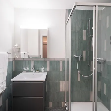 Betweenlakes 1st Floor